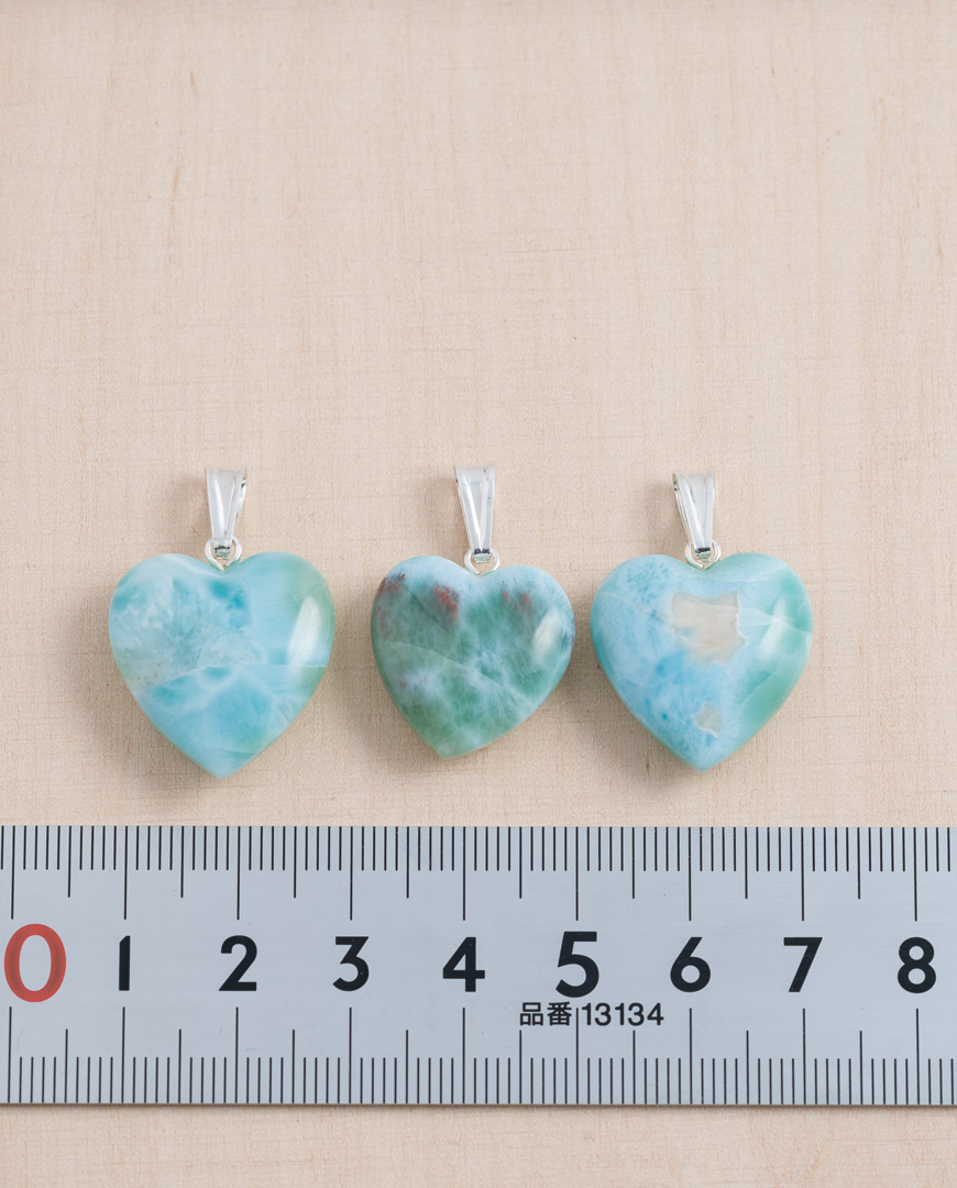 B2B_22.11.0008_v2_Larimar-stein-Herz-Anhaenger-in-hoher-qualität B2B 22.11.0008 v2 Larimar stein Herz Anhaenger in hoher qualitaet – CONLIGHT