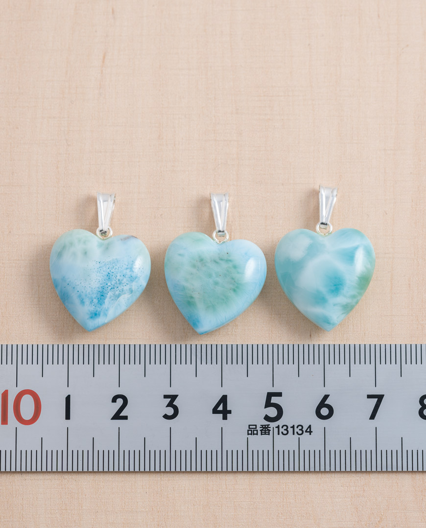 B2B_22.11.0009_v2_Larimar-stein-Herz-Anhaenger-mit-Kupfer-in-hoher-qualität B2B 22.11.0009 v2 Larimar stein Herz Anhaenger mit Kupfer in hoher qualitaet – CONLIGHT