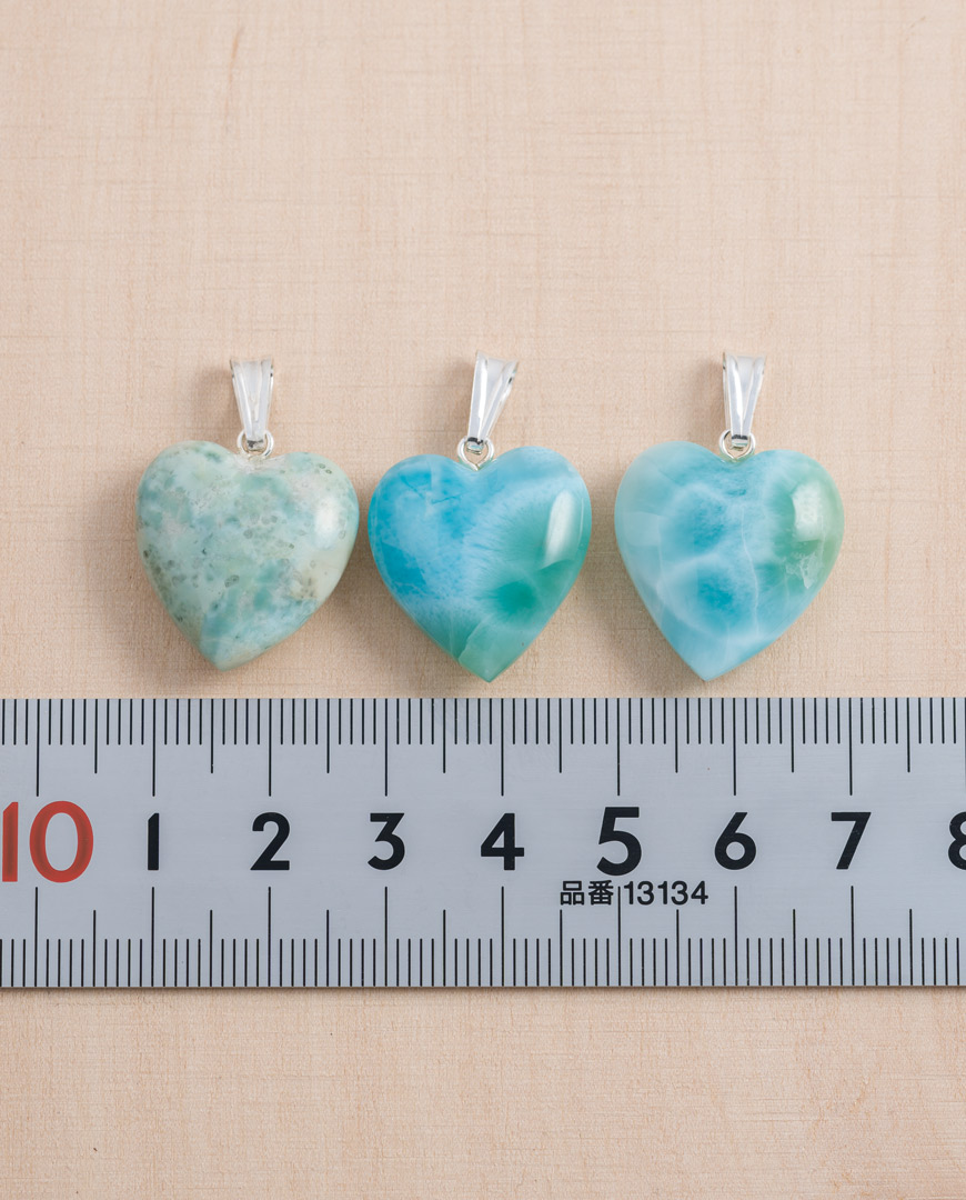 B2B_22.11.0010_v2_Larimar-stein-Herz-Anhaenger-in-hoher-qualität B2B 22.11.0010 v2 Larimar stein Herz Anhaenger in hoher qualitaet – CONLIGHT