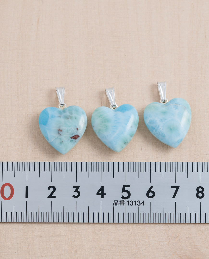 B2B_22.11.0012_v2_Larimar-stein-Herz-Anhaenger-in-hoher-qualität B2B 22.11.0012 v2 Larimar stein Herz Anhaenger in hoher qualitaet – CONLIGHT